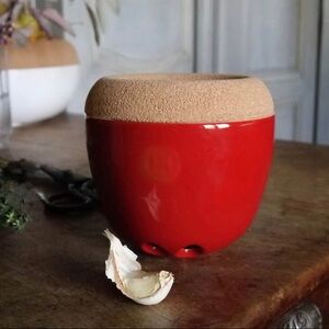 Emile Henry Garlic Pot, Burgundy - Perfect Holiday Gift
